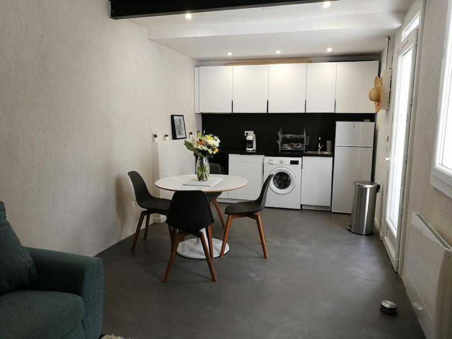 Villa Au Calme Avec Exterieur Et Parking Gratuit Aux Portes D'Aix Et Marseille Emplacement Ideal Exterior photo